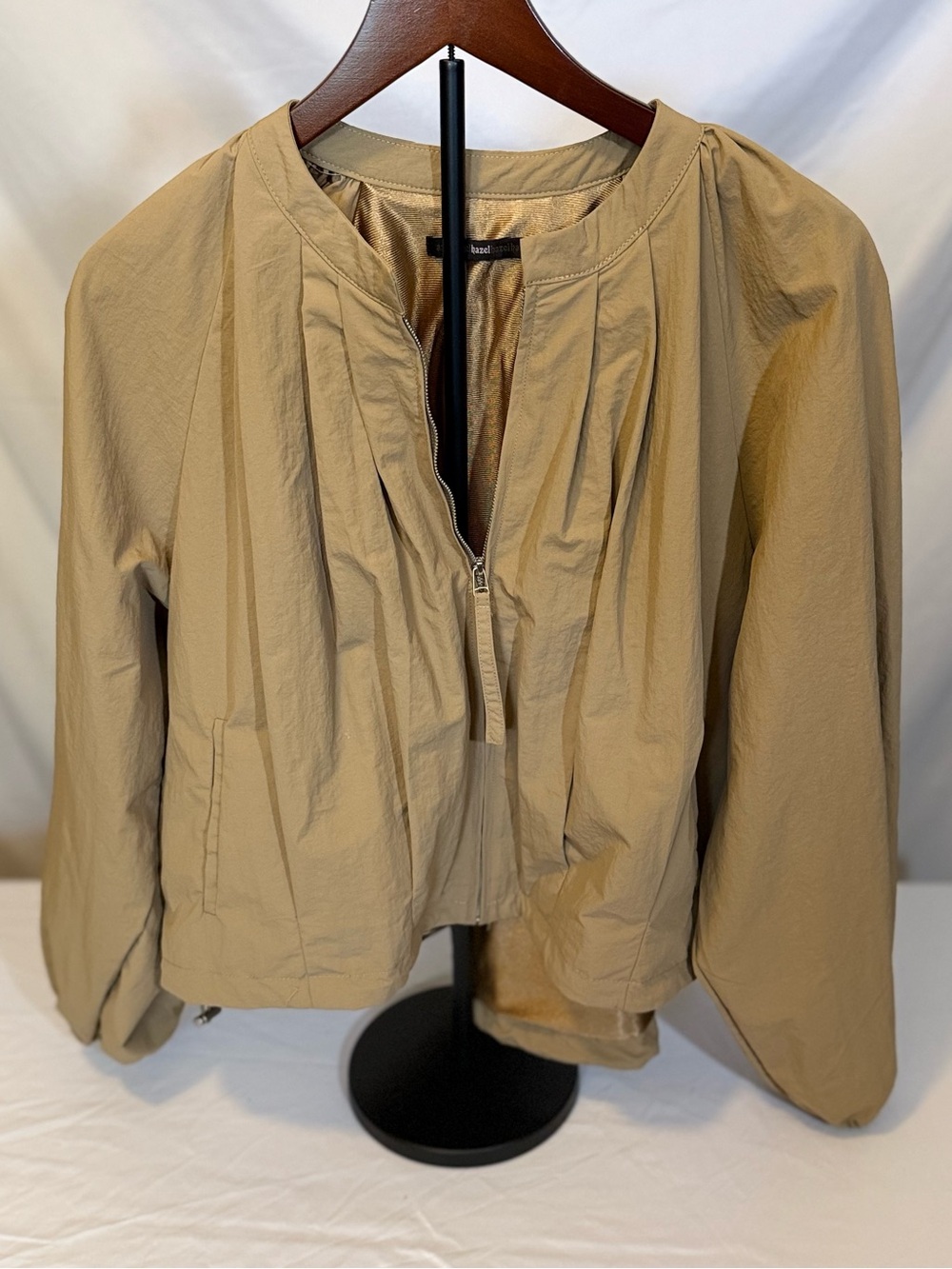 hazel Tan Zip-Front Cropped Bomber Jacket Women’s Size XL (MM25)